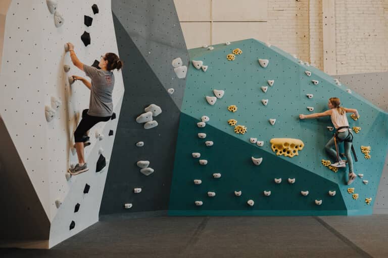 Girl Scouts earn their Climbing Adventure Badge at Climb So iLL.